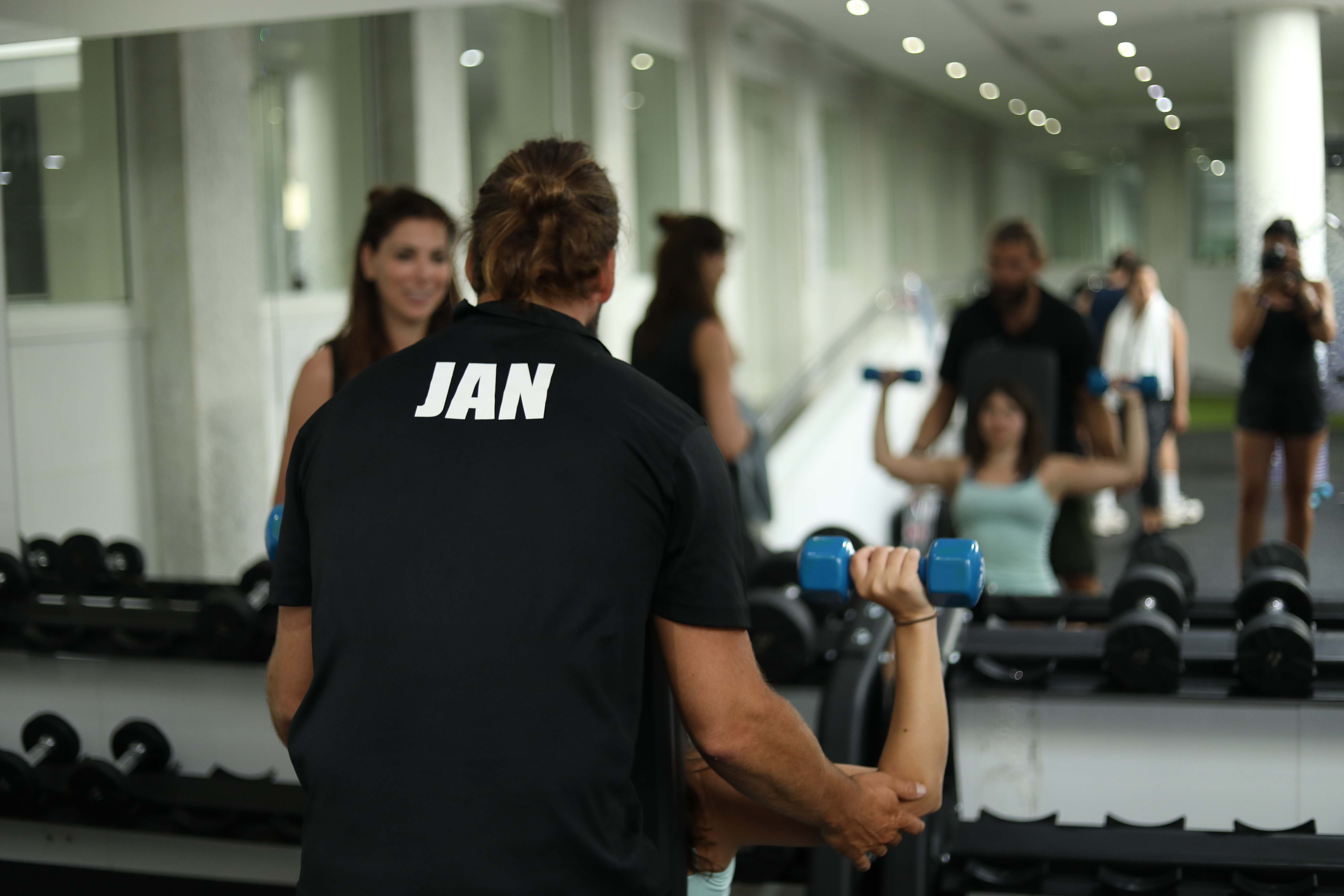 Boot Camp Marbella weight training